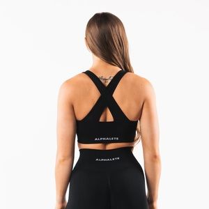 Alphalete Amplify Sports Bra size Small